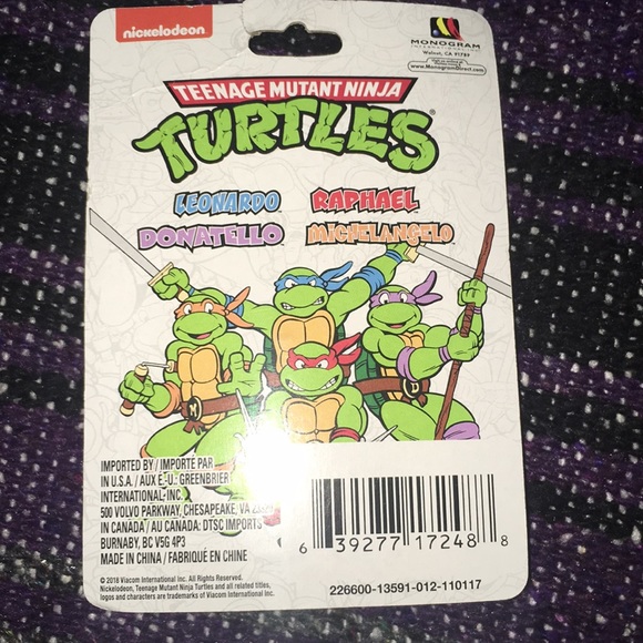 TMNT Raphael Keychain - Picture 4 of 4